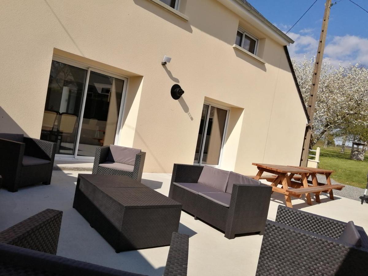 Le Tiluce Villa Les Monts d'Aunay Екстериор снимка