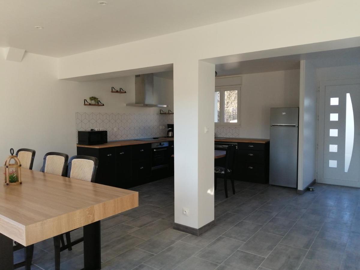 Le Tiluce Villa Les Monts d'Aunay Екстериор снимка